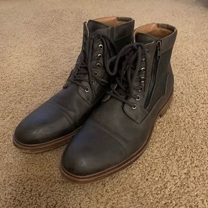 Men’s Low Rise Boots
